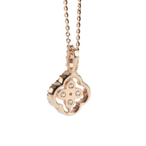 Necklace with rose gold and diamonds pendant